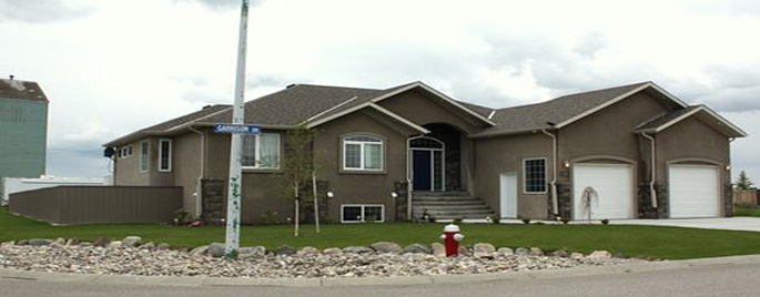 Home Contractors in Fort Macleod - Image 1